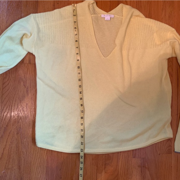 NWOT Duffy cashmere pale yellow sweater size large - Picture 8 of 8